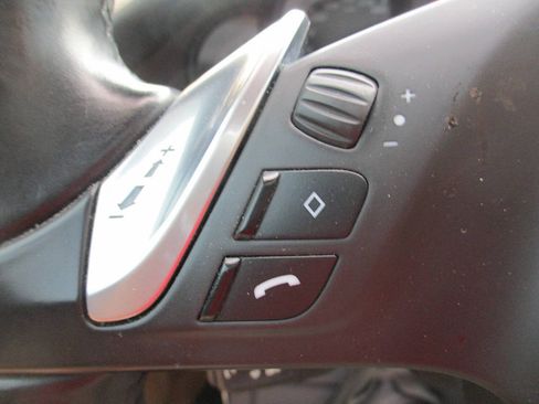 Used 2013 Porsche Panamera image 32