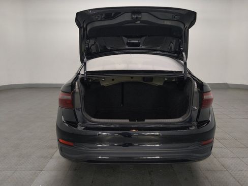 Used 2023 Volkswagen Jetta SE FWD image 29