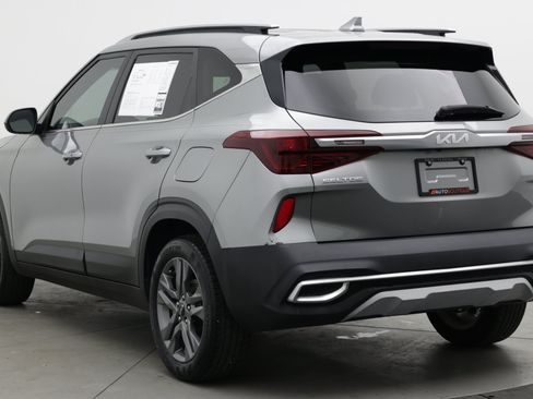 Used 2023 Kia Seltos S FWD image 6