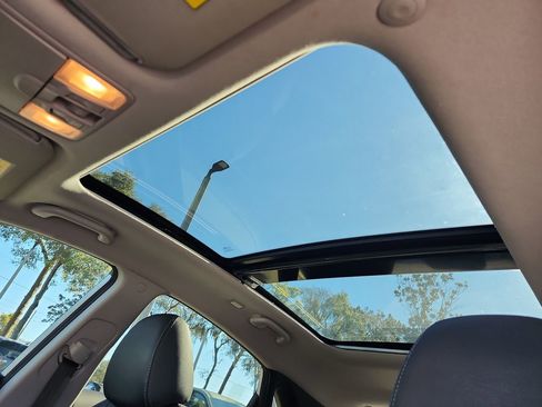 Used 2014 Hyundai Elantra GT w/ Option Group 03 image 31