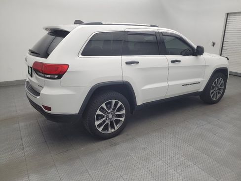 Used 2018 Jeep Grand Cherokee Limited AWD/4WD image 10