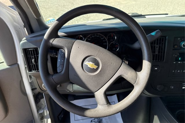 Used 2019 Chevrolet Express 2500 RWD image 16
