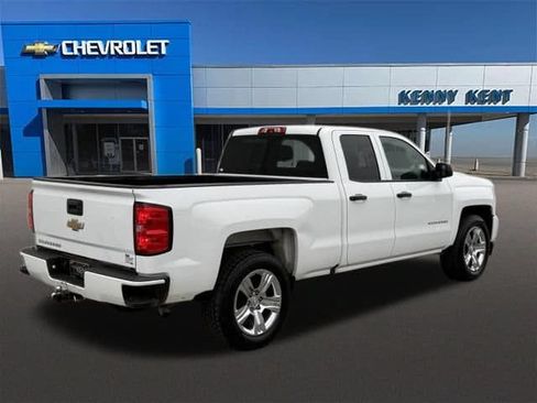 Used 2018 Chevrolet Silverado 1500 Custom RWD image 5