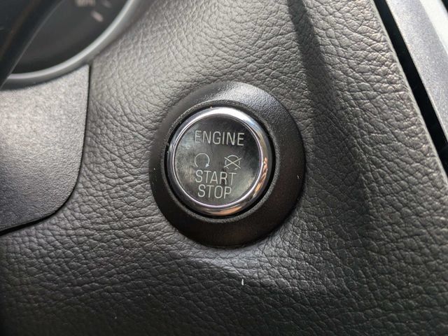 Used 2014 Ford Focus Titanium FWD image 33