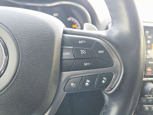 Used 2020 Jeep Grand Cherokee Limited X image 23