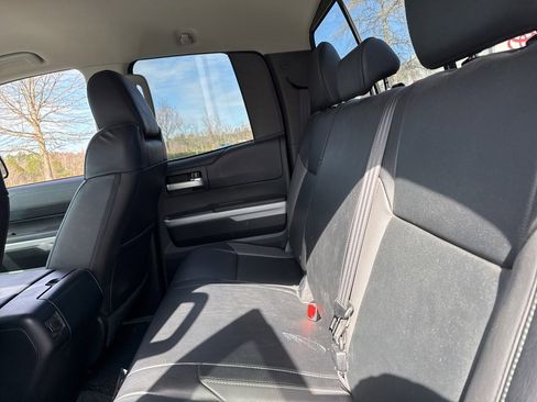 Used 2018 Toyota Tundra Limited w/ TRD Off Road Package image 10