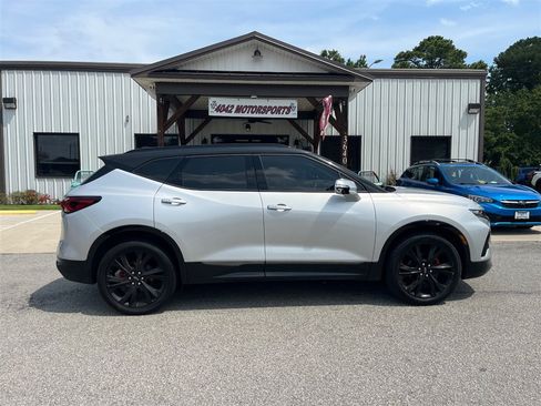 Used 2020 Chevrolet Blazer RS w/ LPO, Sport Package AWD/4WD image 9