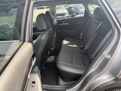 Used 2021 Kia Seltos EX AWD/4WD image 10