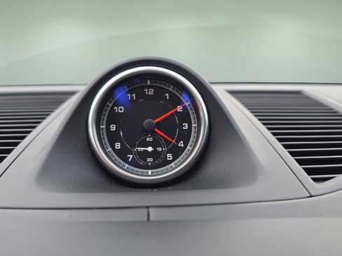 Used 2021 Porsche Macan S image 25