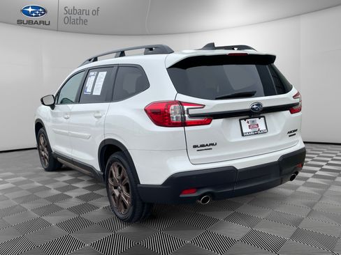 Certified 2025 Subaru Ascent Bronze Edition image 9