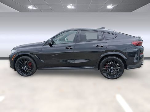 Certified 2023 BMW X6 xDrive40i w/ Executive Package image 2