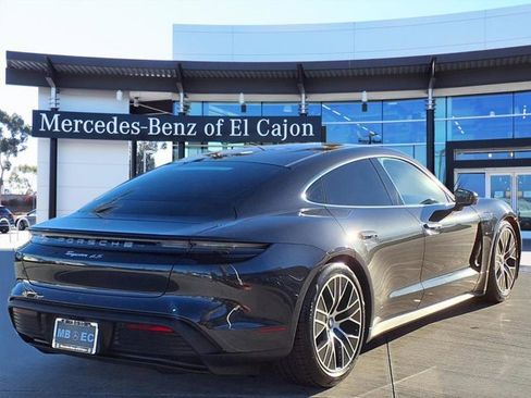 Used 2020 Porsche Taycan 4S image 3