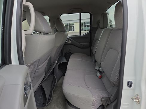 Used 2017 Nissan Frontier S w/ S Work Truck Package (4X4) image 11