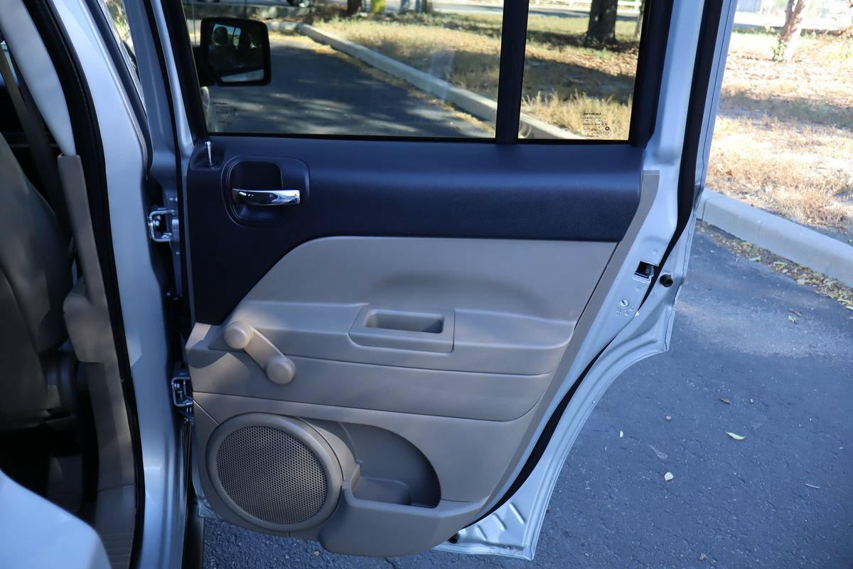 Used 2014 Jeep Patriot Sport FWD image 20