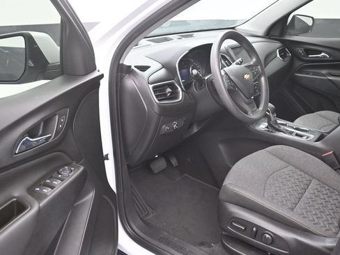Used 2023 Chevrolet Equinox LT FWD image 10