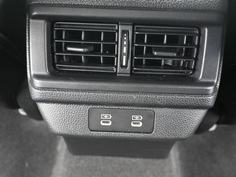 Used 2023 Honda Accord Touring image 10