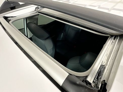 Certified 2025 Toyota RAV4 XLE w/ Convenience Package image 21