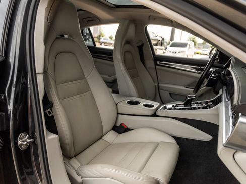 Certified 2017 Porsche Panamera 4S AWD/4WD image 46