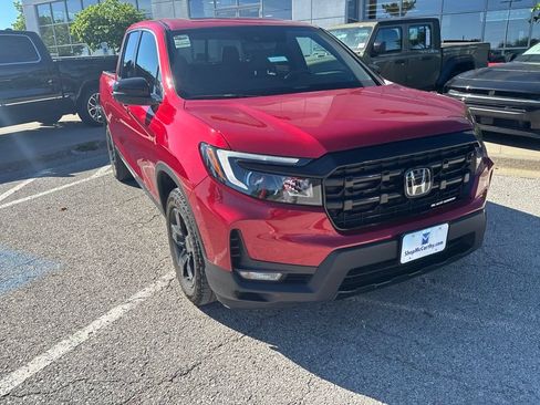 Used 2025 Honda Ridgeline Black Edition image 7