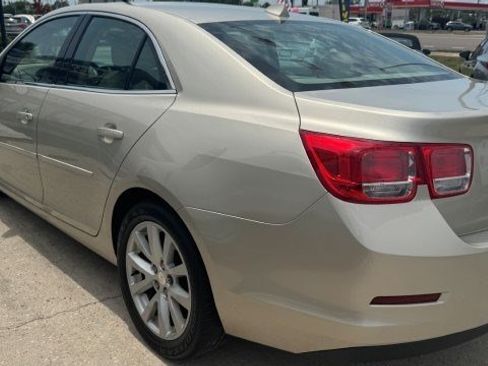 Used 2013 Chevrolet Malibu LT FWD image 5