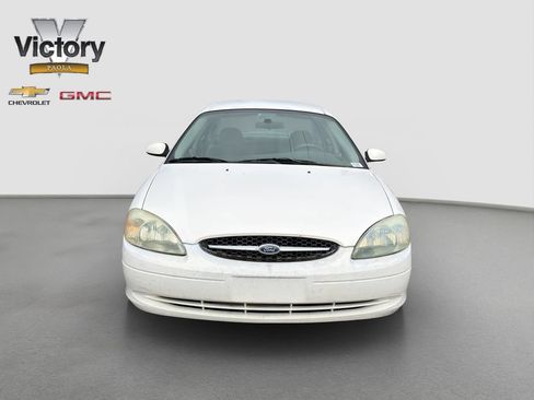 Used 2003 Ford Taurus SE FWD image 2