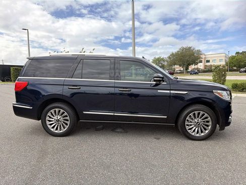Used 2021 Lincoln Navigator 2WD image 6