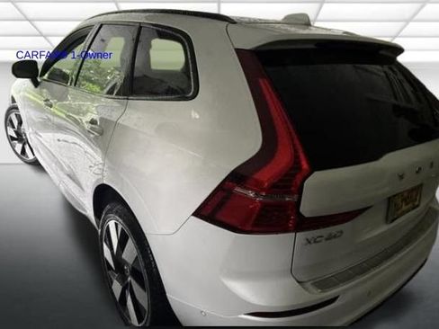 Used 2024 Volvo XC60 T8 Plus w/ Protection Package Premier AWD/4WD image 5