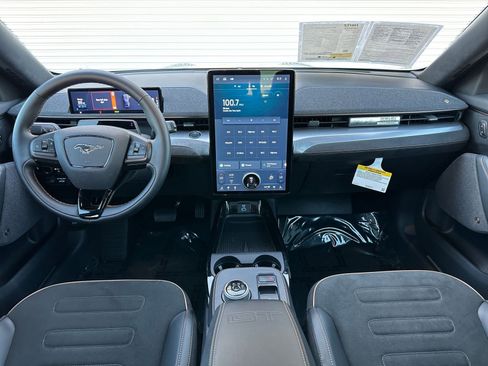 Used 2023 Ford Mustang Mach-E GT image 38