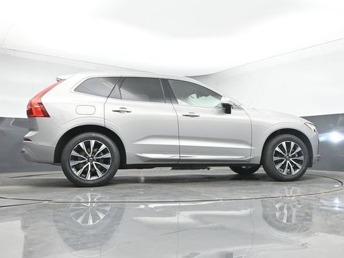 Used 2023 Volvo XC60 B5 Plus w/ Climate Package AWD/4WD image 42