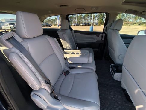 Used 2022 Honda Odyssey EX-L image 24