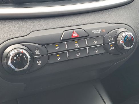 Used 2017 Kia Sorento LX image 22