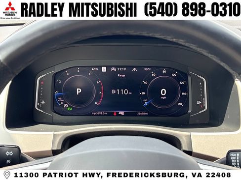 Used 2023 Volkswagen Atlas SEL Premium AWD/4WD image 7