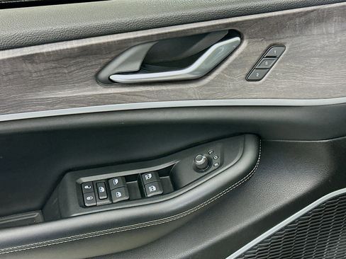 Used 2023 Jeep Grand Cherokee 30th Anniversary image 15