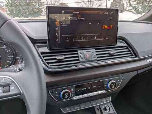 Certified 2024 Audi Q5 2.0T Premium image 17