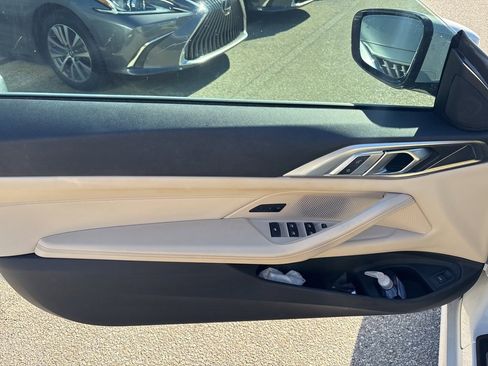 Used 2021 BMW 430i Convertible w/ Convenience Package image 18