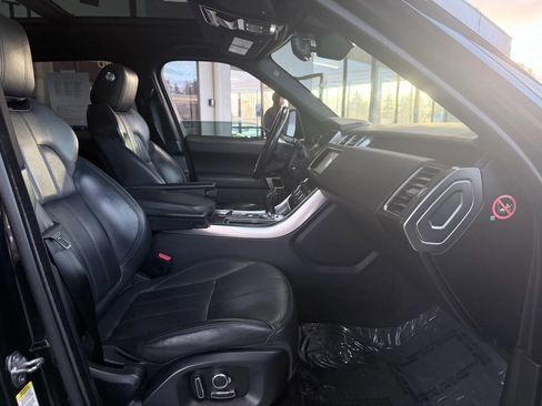 Used 2017 Land Rover Range Rover Sport HSE image 24