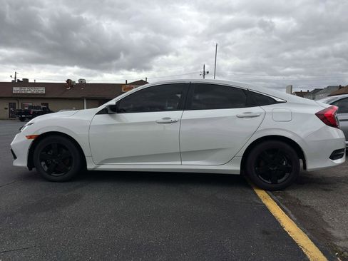Used 2020 Honda Civic Sport image 6