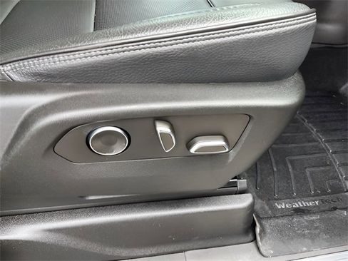 Used 2021 GMC Yukon Denali image 42