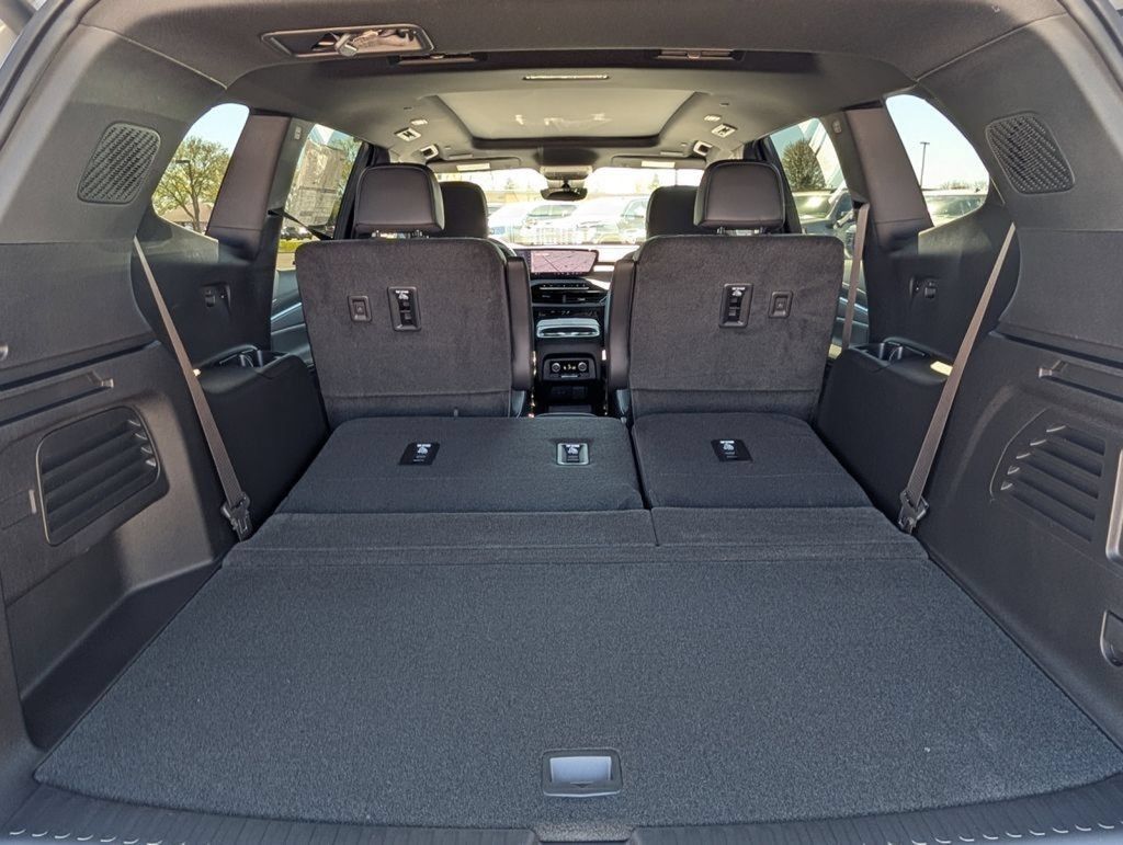 New 2026 Buick Enclave Sport Touring w/ Power Package AWD/4WD image 35
