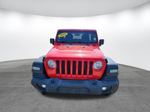Used 2018 Jeep Wrangler Unlimited Sport S AWD/4WD image 2