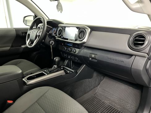 Used 2022 Toyota Tacoma SR5 image 87