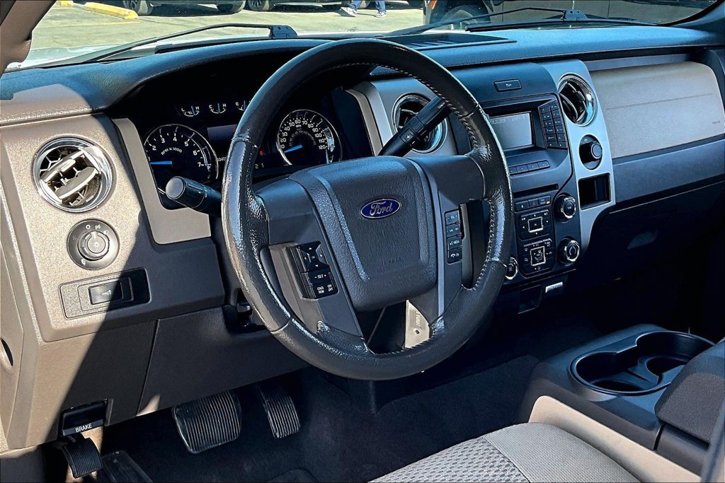 Used 2013 Ford F150 XLT w/ Mid Equipment Group RWD image 10