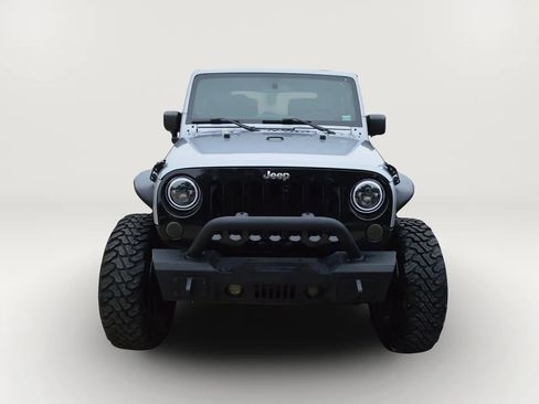 Used 2013 Jeep Wrangler Sport AWD/4WD image 2