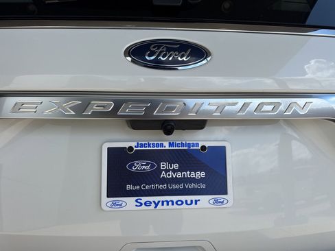 Certified 2021 Ford Expedition Platinum image 14