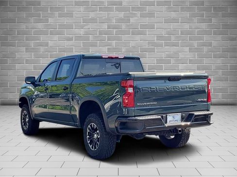 Used 2025 Chevrolet Silverado 1500 ZR2 AWD/4WD image 7