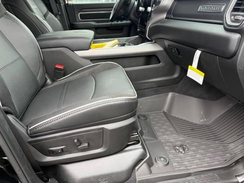 New 2026 RAM 3500 Laramie AWD/4WD image 10