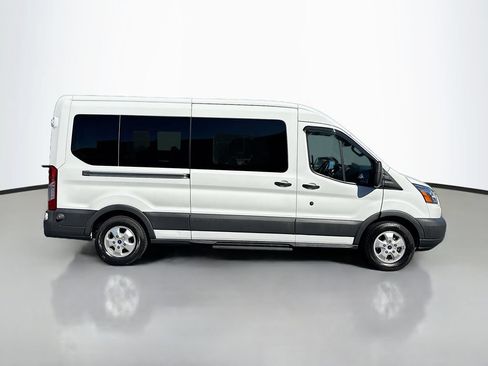 Used 2017 Ford Transit 350 XLT RWD image 4