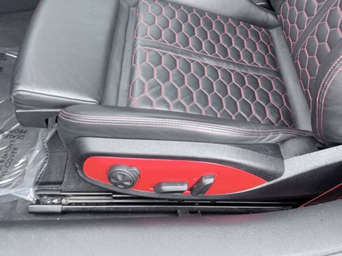 Used 2019 Audi TT RS image 30