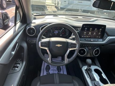 Used 2024 Chevrolet Blazer LT w/ Convenience Package FWD image 26