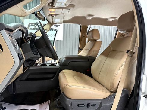 Used 2015 Ford F350 Lariat w/ Chrome Package image 19